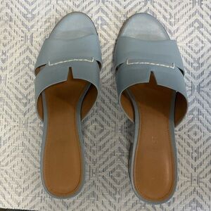 Wander Tan and Gray Footwear Nine West